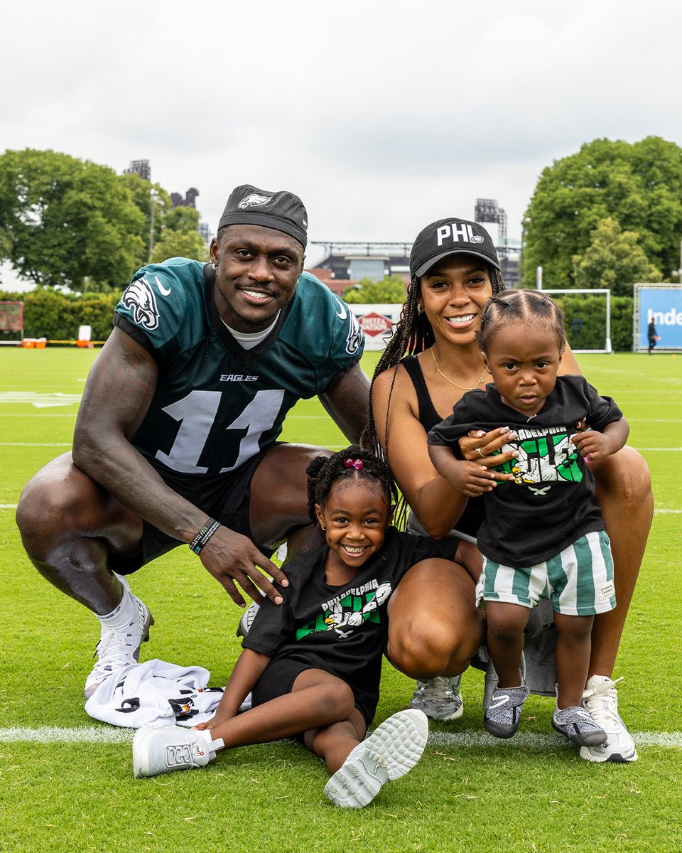 Philadelphia Eagles tweet media