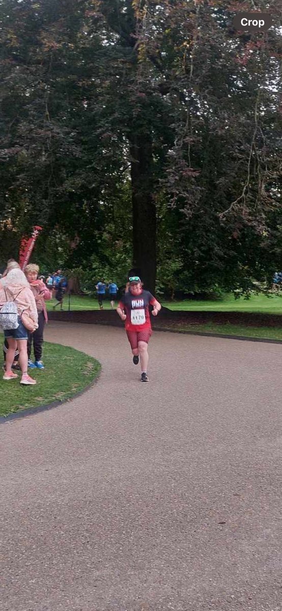 mysonisno1's tweet image. Great race tonight at Wakehurst Place, managed just under 1hr 2 mins, very hilly and had to do it twice! Would definitely do it again #running #TeachersRunClub #Flanci #endorphins #WakehurstPlace
