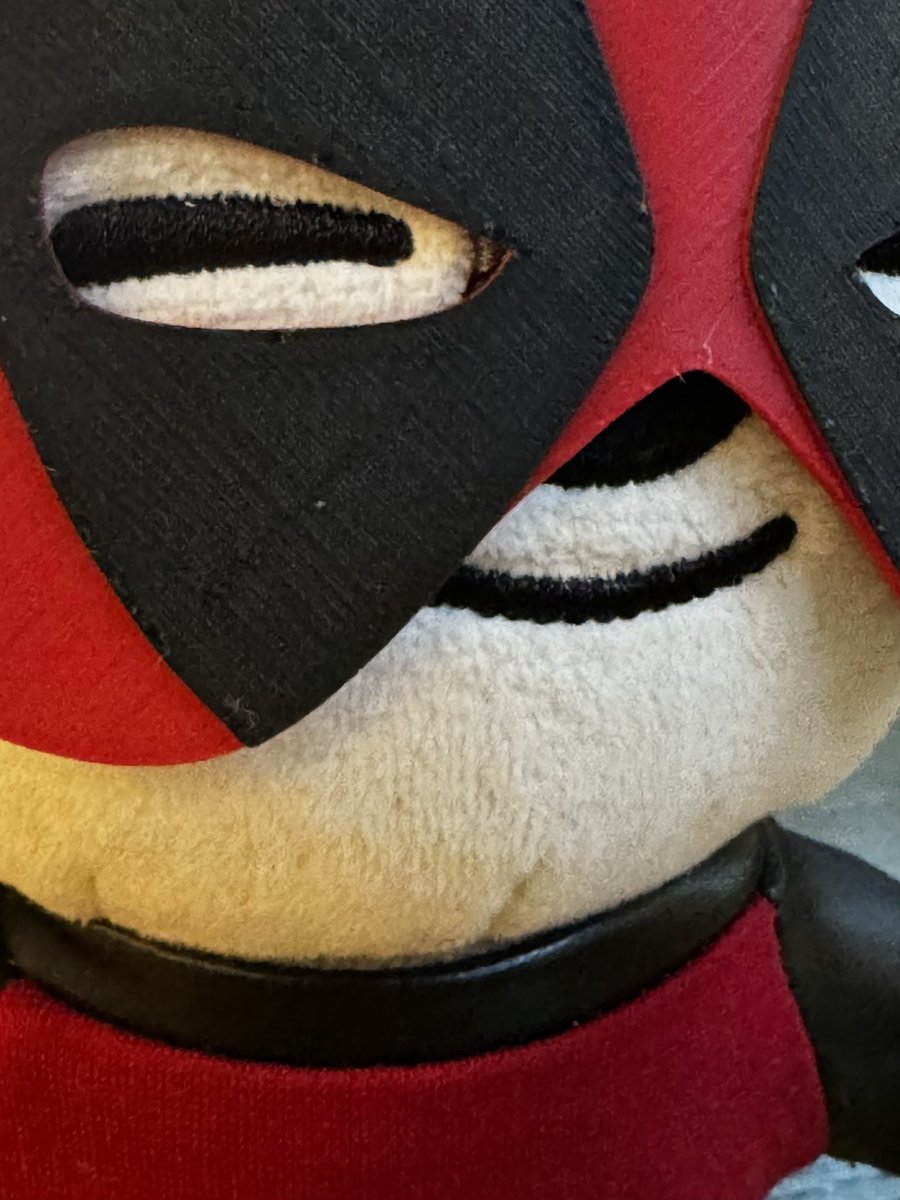 skzoowears's tweet photo. team bbokarine or team wolfpool? https://t.co/YhwcemI1Do