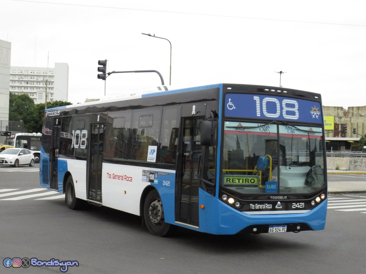 BondisYan's tweet photo. Línea ❶⓿❽ / Internos 2421 y 2422 / TodoBus RETIRO / Agrale MT 15.0 LE Plus.
.
.
.
.
#linea108 #todobusretiro #todobus #agralebus #agrale #mt15 #megacar #asientosgia #retiro #estacionretiro https://t.co/hvz0IEs3NA