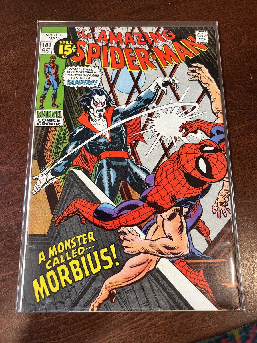 TimPadgett3's tweet photo. I’ve been selling off a lot of books I don’t want to get books like this. Only issue 129 to go to have 101- present. Planning to stop at 1000 though 😂. https://t.co/xp5eiMaSZh