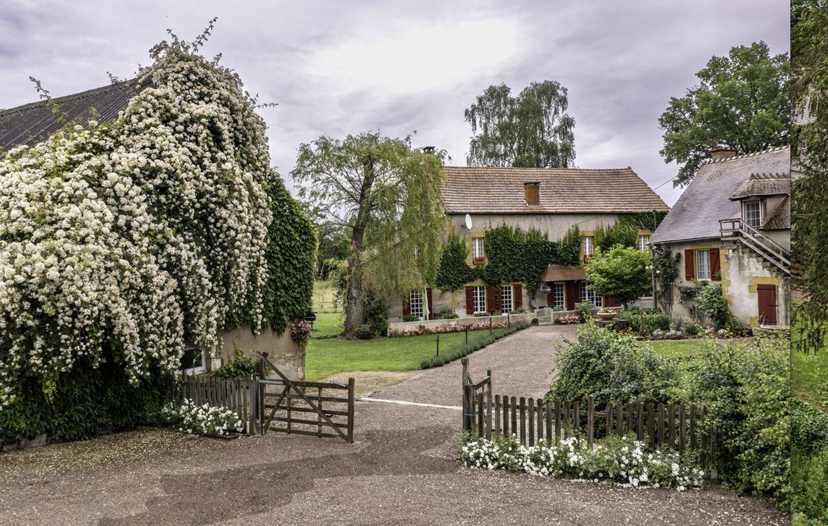 coupied's tweet image. Te koop een woonboerderij met vakantiewoningen in de Allier op 9,5 hectare moulinducoupied.com/te-koop/ #tekoop #woonboerderij #benb #allier #frankrijk #ikvertrek