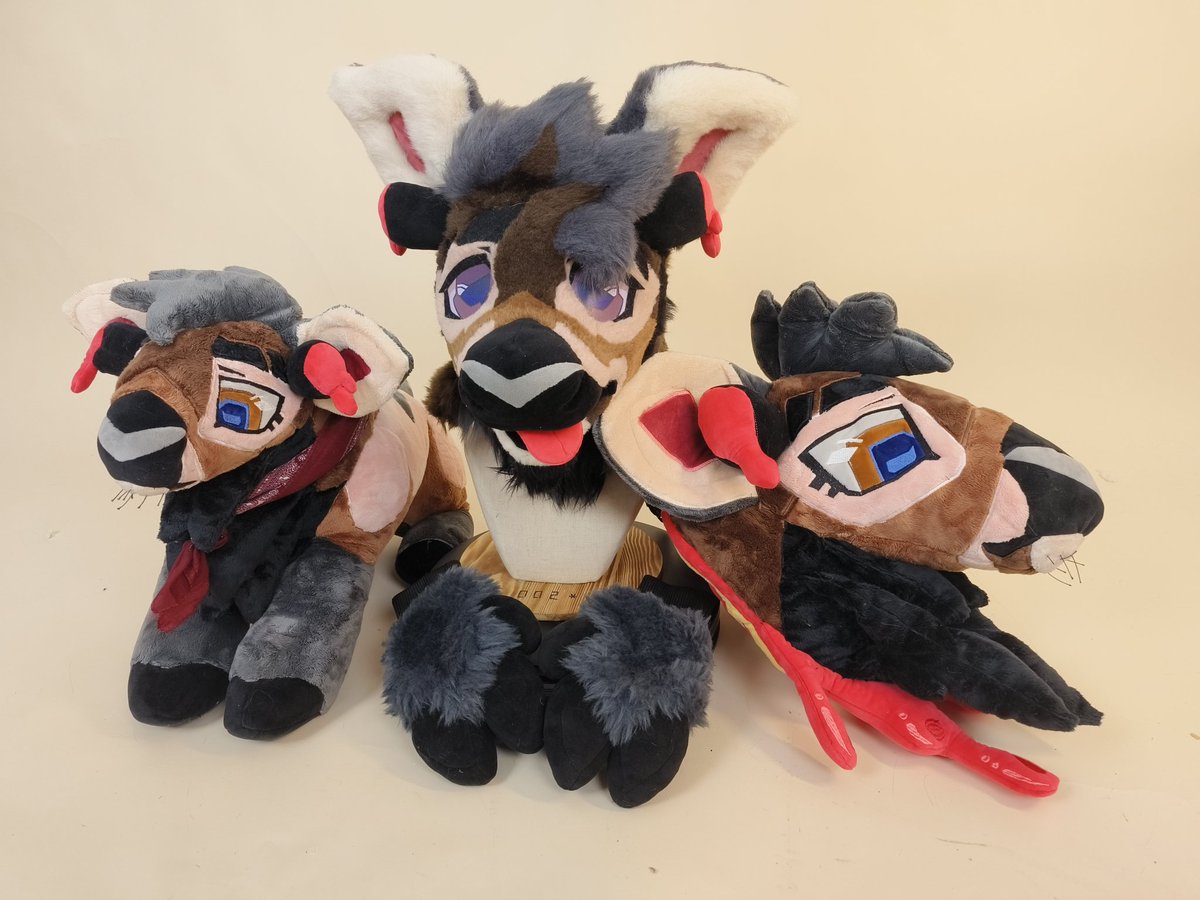 红铁DoruEEE🫎fursuitmaker tweet media