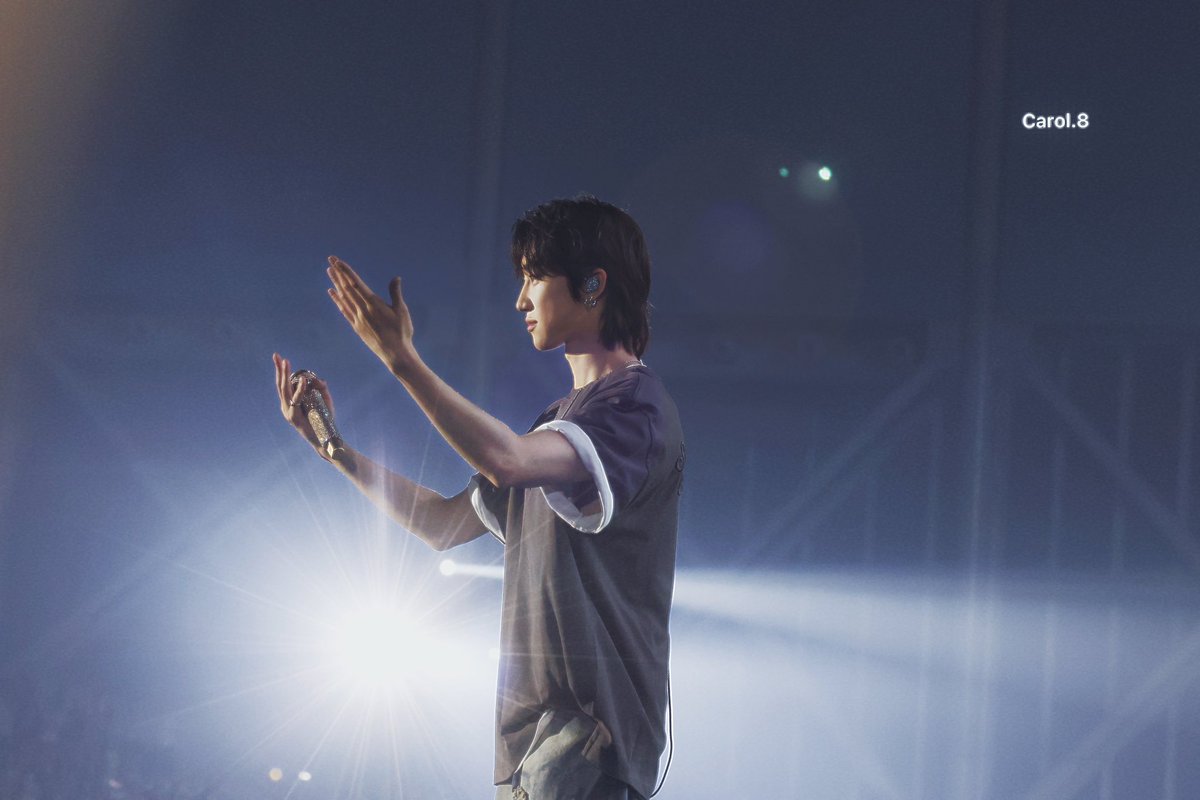 240724

别睡了，都起来跳舞

#디에잇 #THE8 #Minghao
#서명호 #徐明浩 #ミンハオ
#세븐틴 #SEVENTEEN
<a href="/pledis_17/">세븐틴(SEVENTEEN)</a>