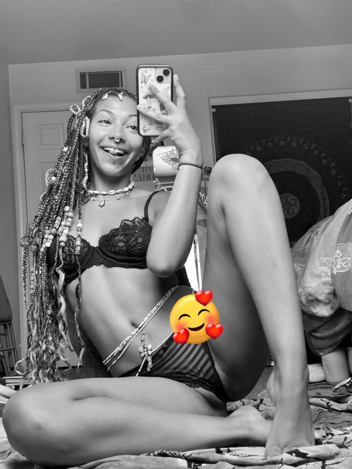 https://t.co/GDkH8AV46H https://t.co/2wpZGlXBWH<a href="/tag/mirrorselfie"class="tags"><span>#mirrorselfie</span></a>
