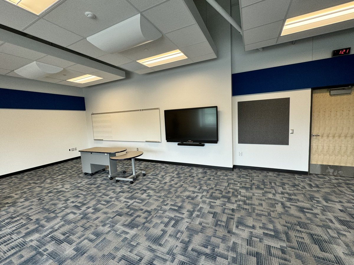 MrsBenzTIS's tweet image. Furniture is arriving, boxes are being moved in, and the completion date is just weeks away. Exciting things are happening at Trinity Area! 
@TRINITY_MLUCAS 
#TrinityIntermediateRocks