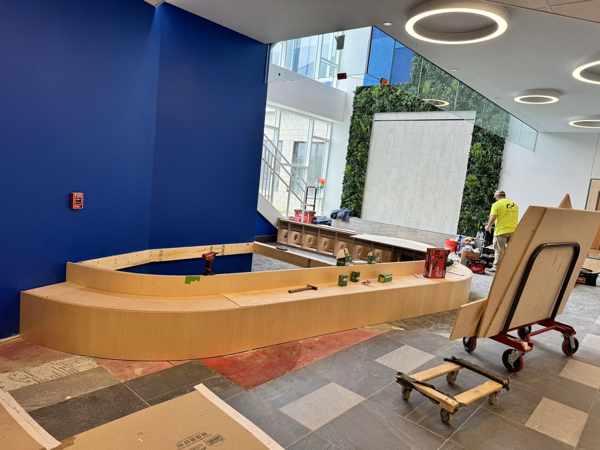 MrsBenzTIS's tweet image. Furniture is arriving, boxes are being moved in, and the completion date is just weeks away. Exciting things are happening at Trinity Area! 
@TRINITY_MLUCAS 
#TrinityIntermediateRocks