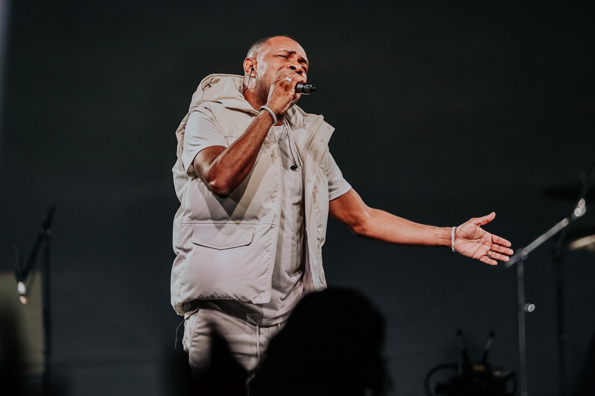 Tem pagode que cura onde dói, né família? Comenta aqui qual música nossa é um remédio para a alma ❤️‍🩹