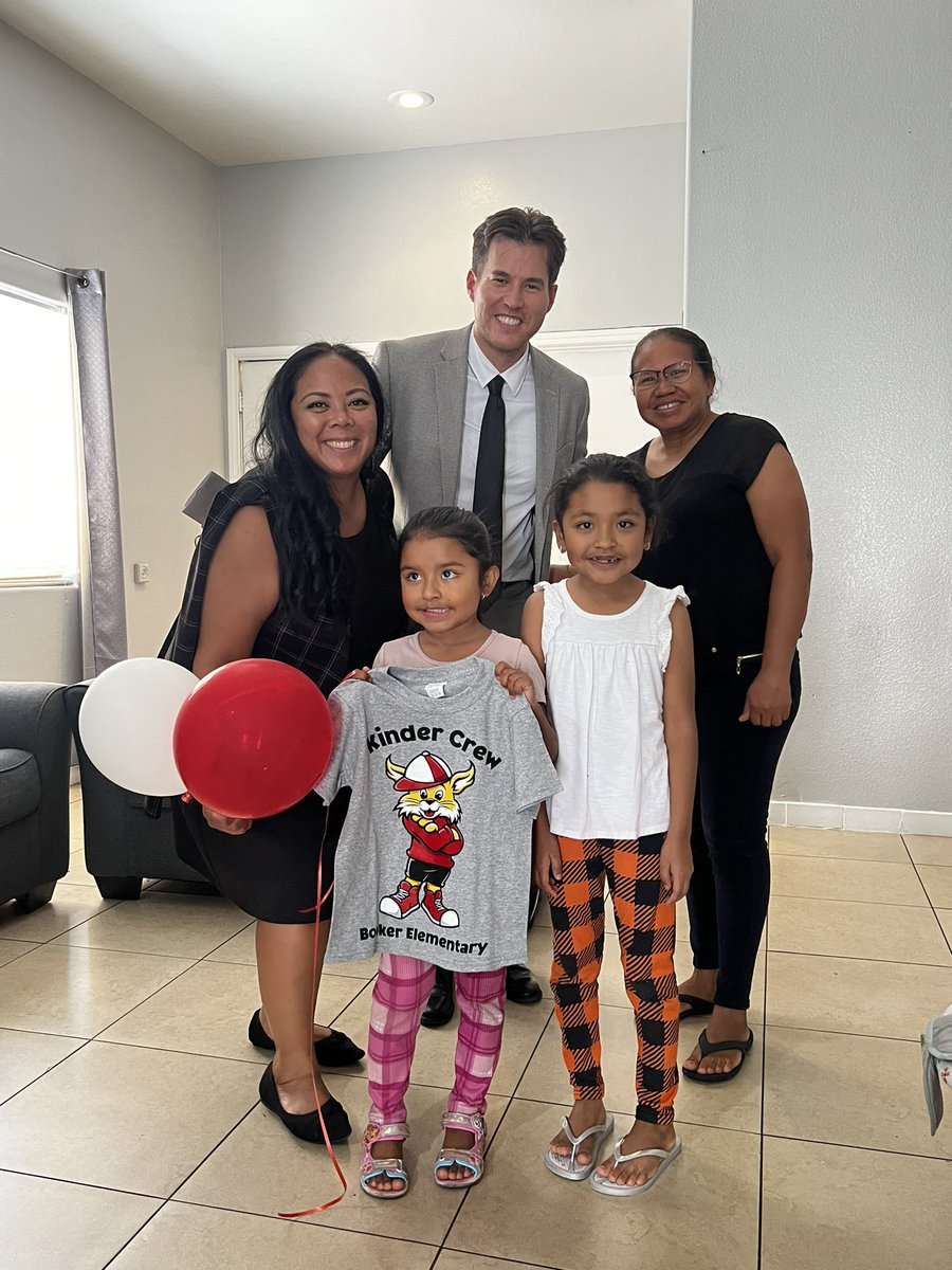 To kick off the new year, our principal and assistant principal, Mr. Skyles and Ms. Castillo, visited every kindergartener at home to drop off t-shirts and welcome them to the Booker family! <a href="/CCSD_Trustees/">CCSD Trustees</a> <a href="/ClarkCountySch/">CCSD</a> <a href="/CCSDFamily/">CCSD Family Engagement Department</a> <a href="/CCSDEngage/">CCSD Engagement Unit</a> #ccsd