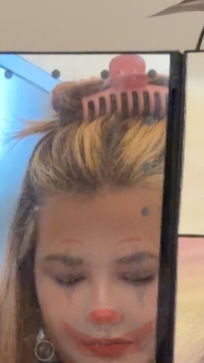 COURT☀️ tweet media