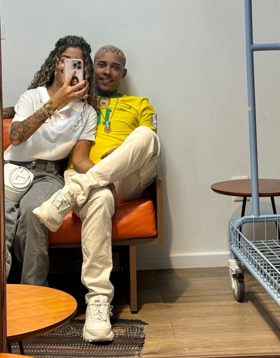 Tô acompanhando mozão na globo 👩🏽‍❤️‍💋‍👨🏽❤️‍🔥