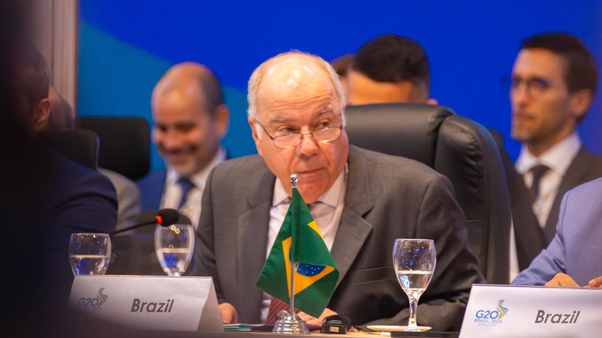 GSandovalSalas's tweet photo. 📸Compartí a las y los participantes en la Reunión Ministerial de Desarrollo del #G20 que el gobierno de #México, a través de la @AMEXCID , ha replicado e implementado el programa #SembrandoVida en #ElSalvador, #Honduras, #Guatemala, #Belice y #Cuba para contribuir a la #SeguridadAlimentaria mediante la capacitación e implementación de sistemas de producción agroforestales que incentiven el autoconsumo y la comercialización de excedentes.

#CooperaciónParaElDesarrollo
#CooperarEsCompartir

@EmbaMexBra 
@ConsulMexRio