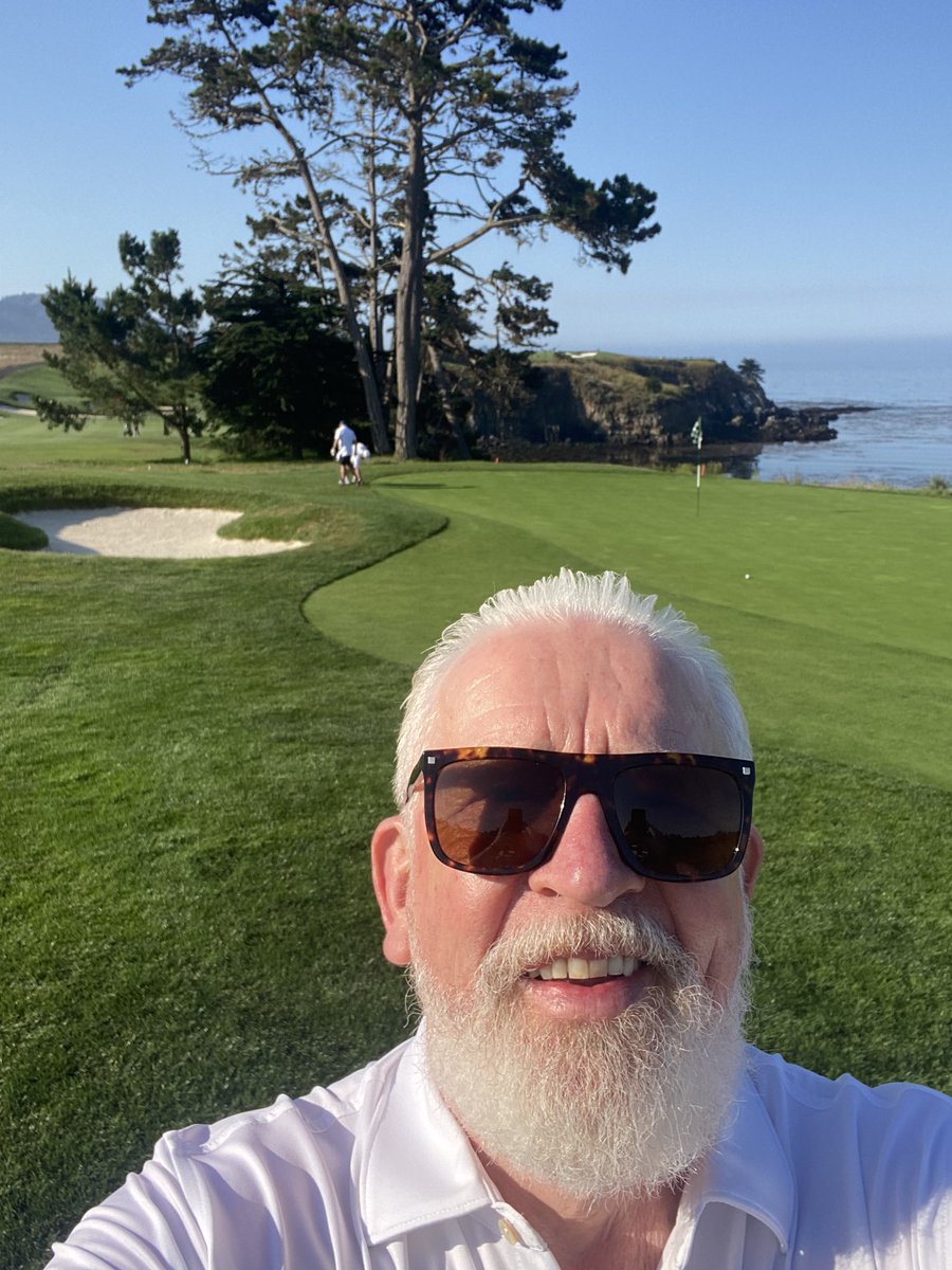 Smudge1310's tweet photo. @WestLancsGC @GavinAbsonGolf 
Members George Seddon, Joe Bridge, Martin Smith and friend Liam Watson at Pebble Beach. An absolutely sensational experience and the best course we‘ve ever had the pleasure to play 😊 https://t.co/6xjWmc2Dvk