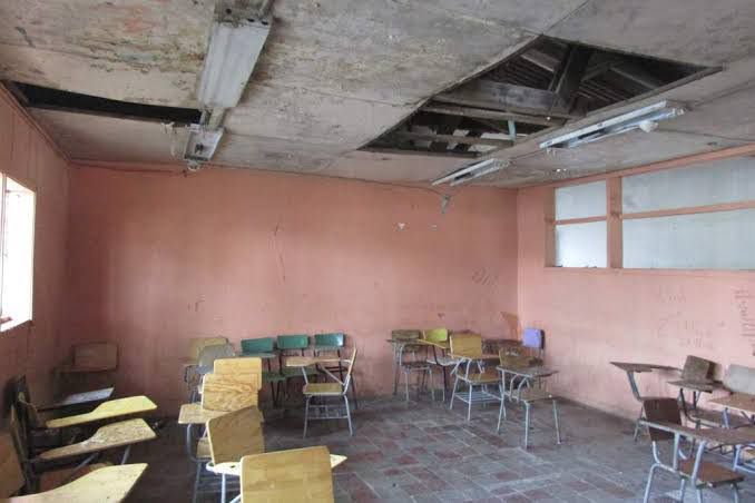 El peor indicador de México siempre es en infraestructura; está ubicado en la posición 61 en infraestructura básica; 63 en la de índole tecnológica; y en el lugar número 62 de educación, con ello los que más sufren son los que menos tienen. 

#NoHayObrasConLa4T