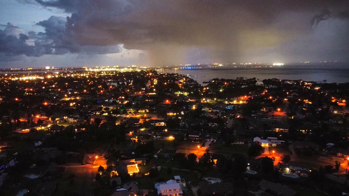 Craig_JTC's tweet photo. @spann In Panama City tonight, looking West toward Hathaway Bridge &amp; PC Beach. https://t.co/OojNHAjzFL