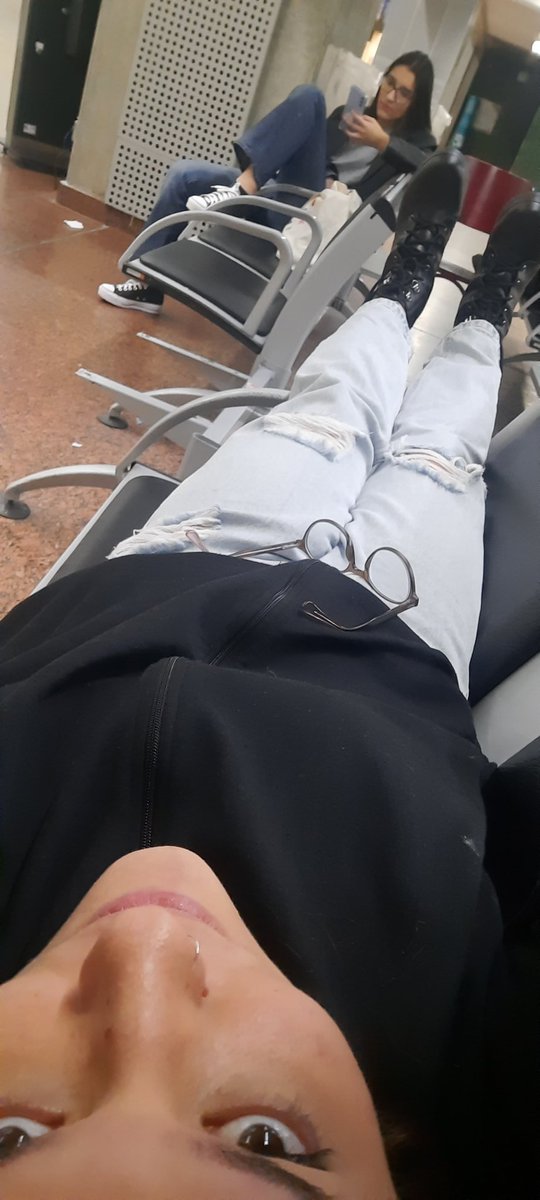grawzyx's tweet photo. a situação das divas pqp https://t.co/wdX5eC0oGC