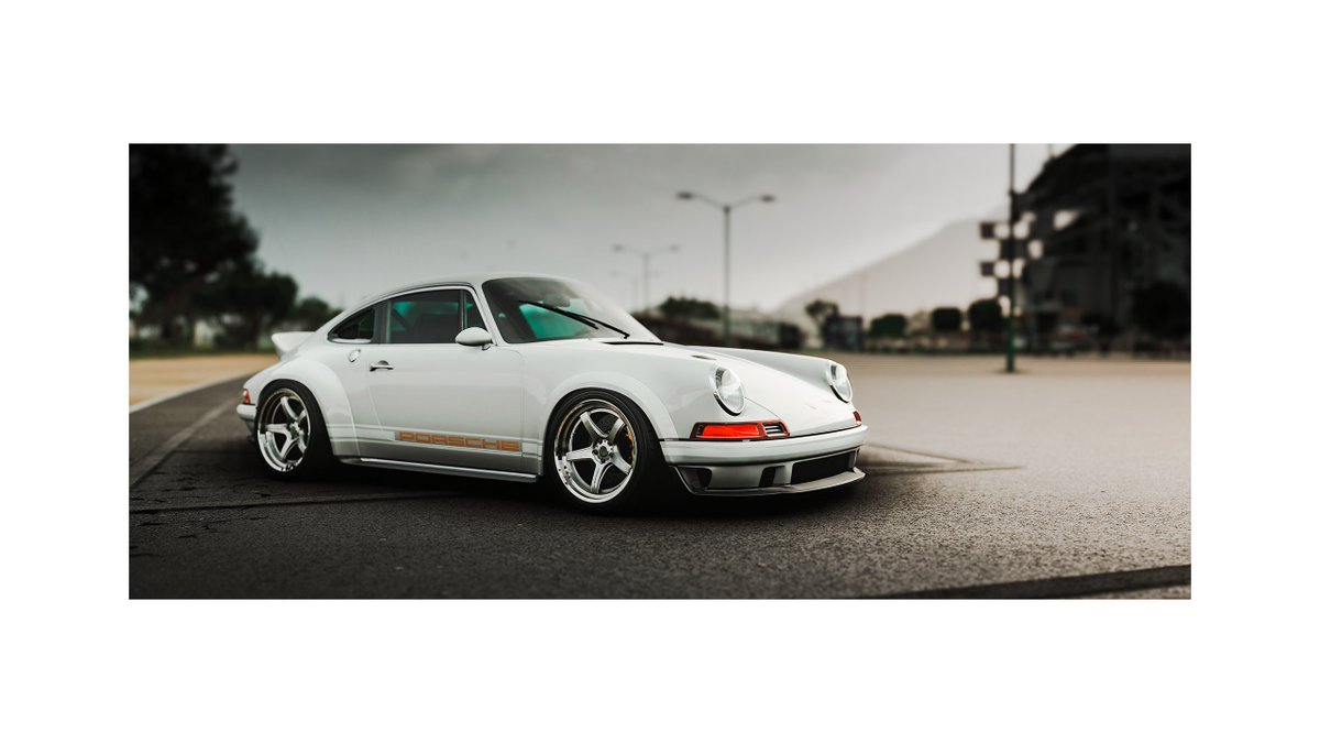 Stratozfearz's tweet photo. Your softest edges could cut me in two.
@ForzaHorizon @Xbox
#ForzaHorizon #ForzaHorizon5 #FH5 #ForzaShare #Singer911 #Porsche911 #VirtualPhotography #ForzaPhotography #SingerVehicleDesign https://t.co/5OyjiQVtuz