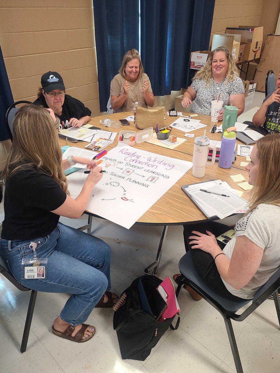 Amanda Reaka tweet media