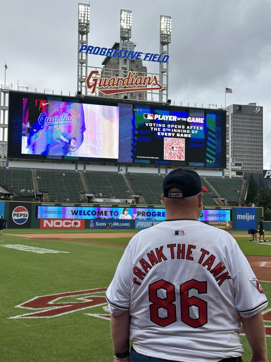 CoachDuggs's tweet photo. Hang it in the Cleveland Museum of Art https://t.co/vzjjiYoSdM