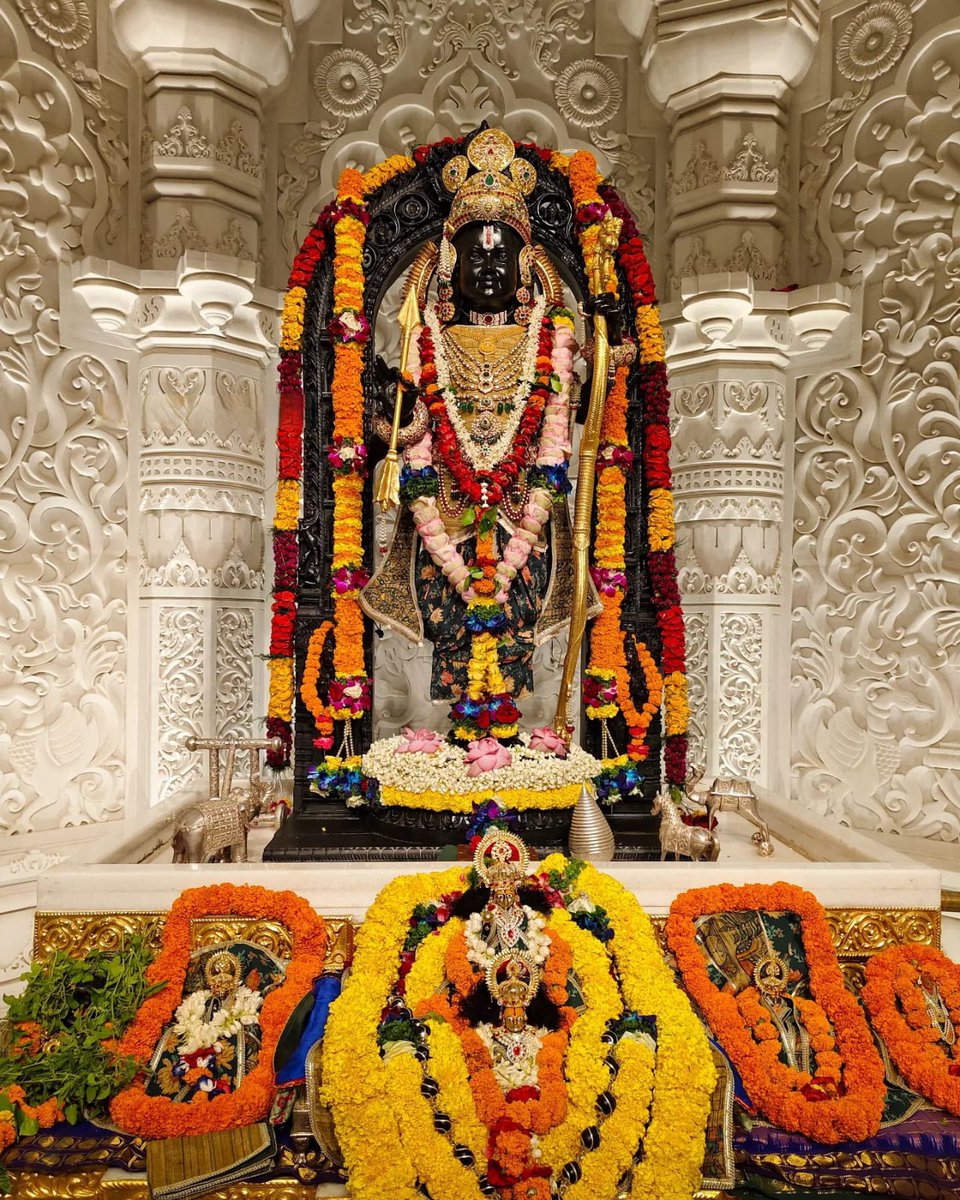 ShriAyodhya_'s tweet photo. रामनाम कि औषधि, खरी नियत से खाये!
अंगरोग व्यापे नहीं, महारोग मिट जाये !!

"सियावर रामचन्द्र भगवान की जय" ❣️ https://t.co/jRqYHJ9j4w