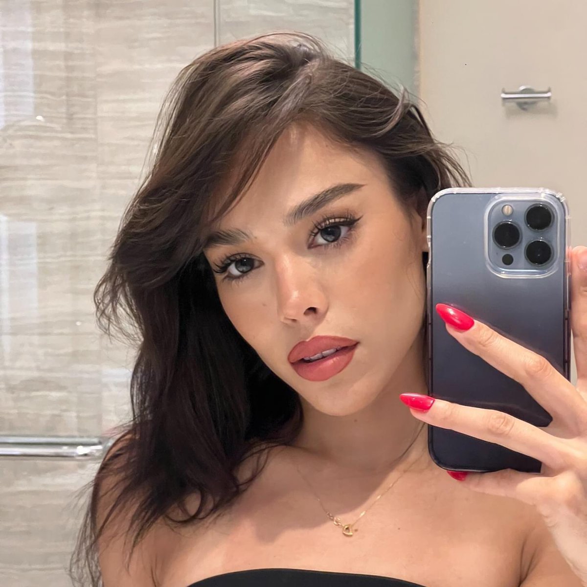 DannaAccess's tweet photo. Danna. 💕 https://t.co/aAiWrVs0Yz