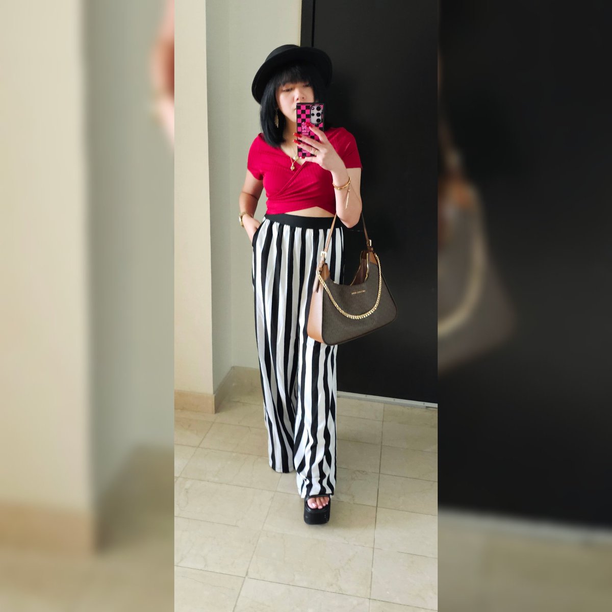 bhemoffline's tweet photo. #INMYMKSWEEPSTAKES @MichaelKors https://t.co/r5tkvYscnx