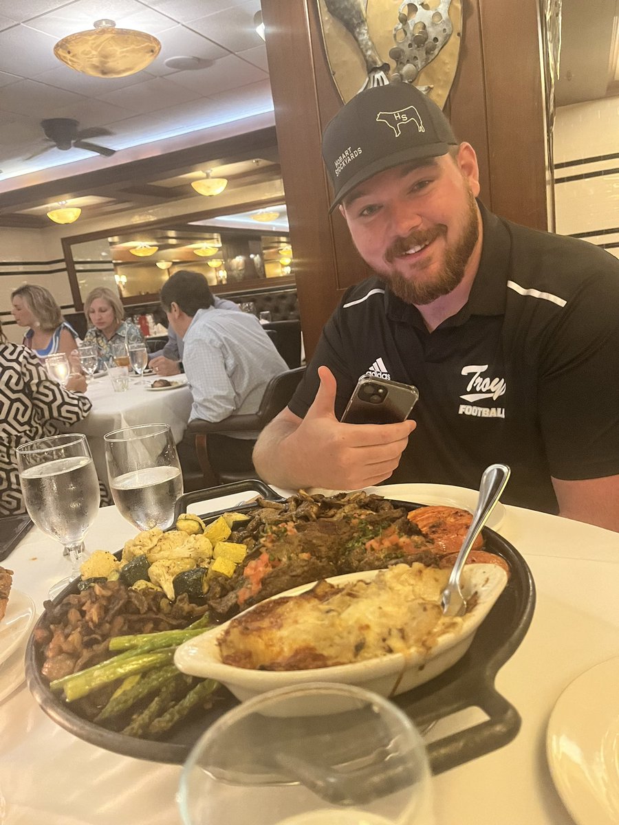 AdamP_TROY's tweet photo. This was Eli’s pre-Media Day meal! https://t.co/rZ5xGBm1mZ