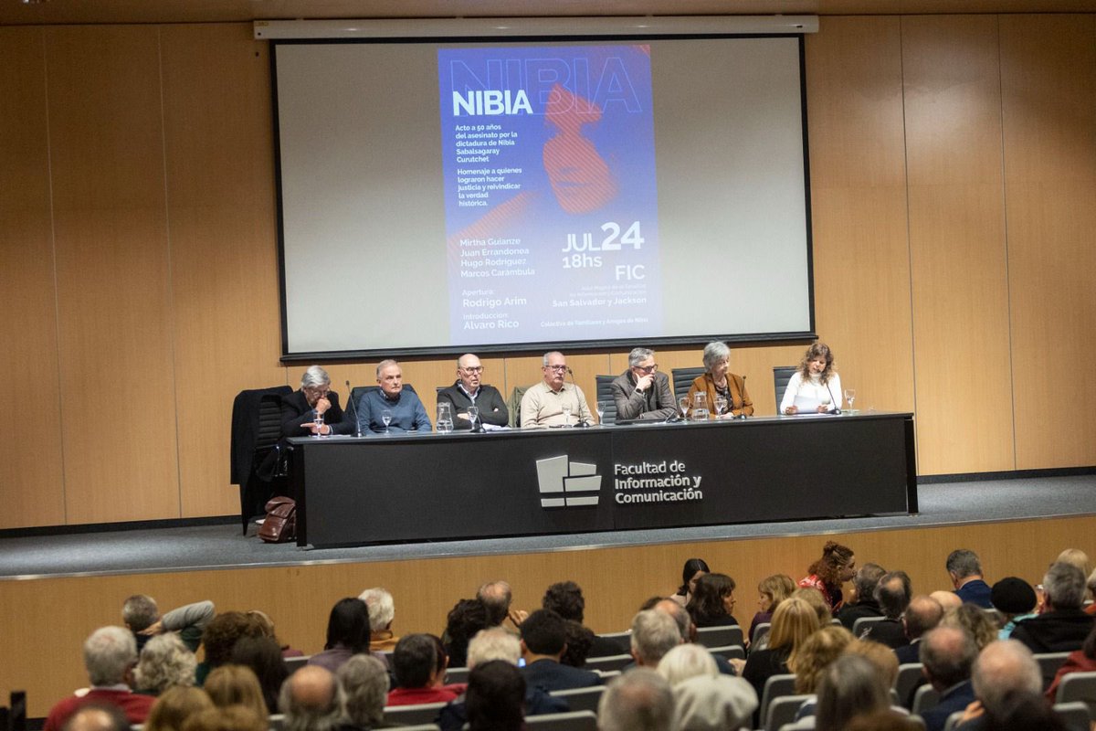 Yamandú y Carolina participaron del homenaje a Nibia Sabalsagaray, a 50 años de su asesinato.

Por Nibia y quienes lograron hacer justicia y reivindicar la verdad histórica. Nunca más Terrorismo de Estado.