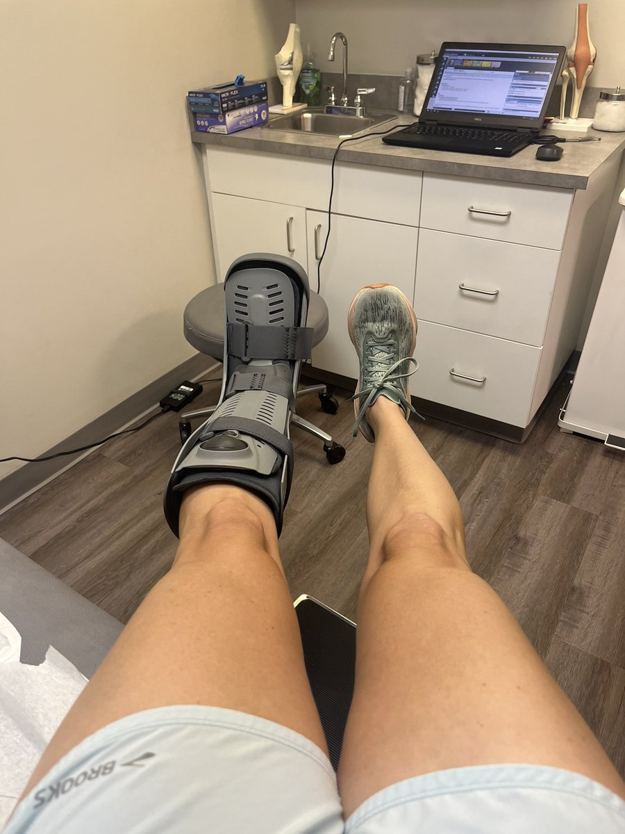 GraceKaler's tweet photo. Cool. Cool. Cool. #runnerprobs https://t.co/2YbLyUVOrB