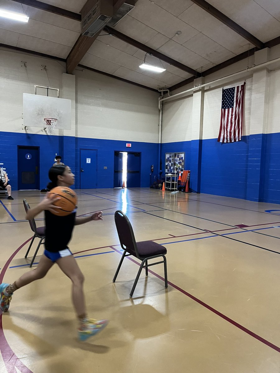 kb8thekid's tweet photo. Summers been real cool so far 😉 #LStraining #hoopshow #summerworkouts https://t.co/dFQ71tvhcK