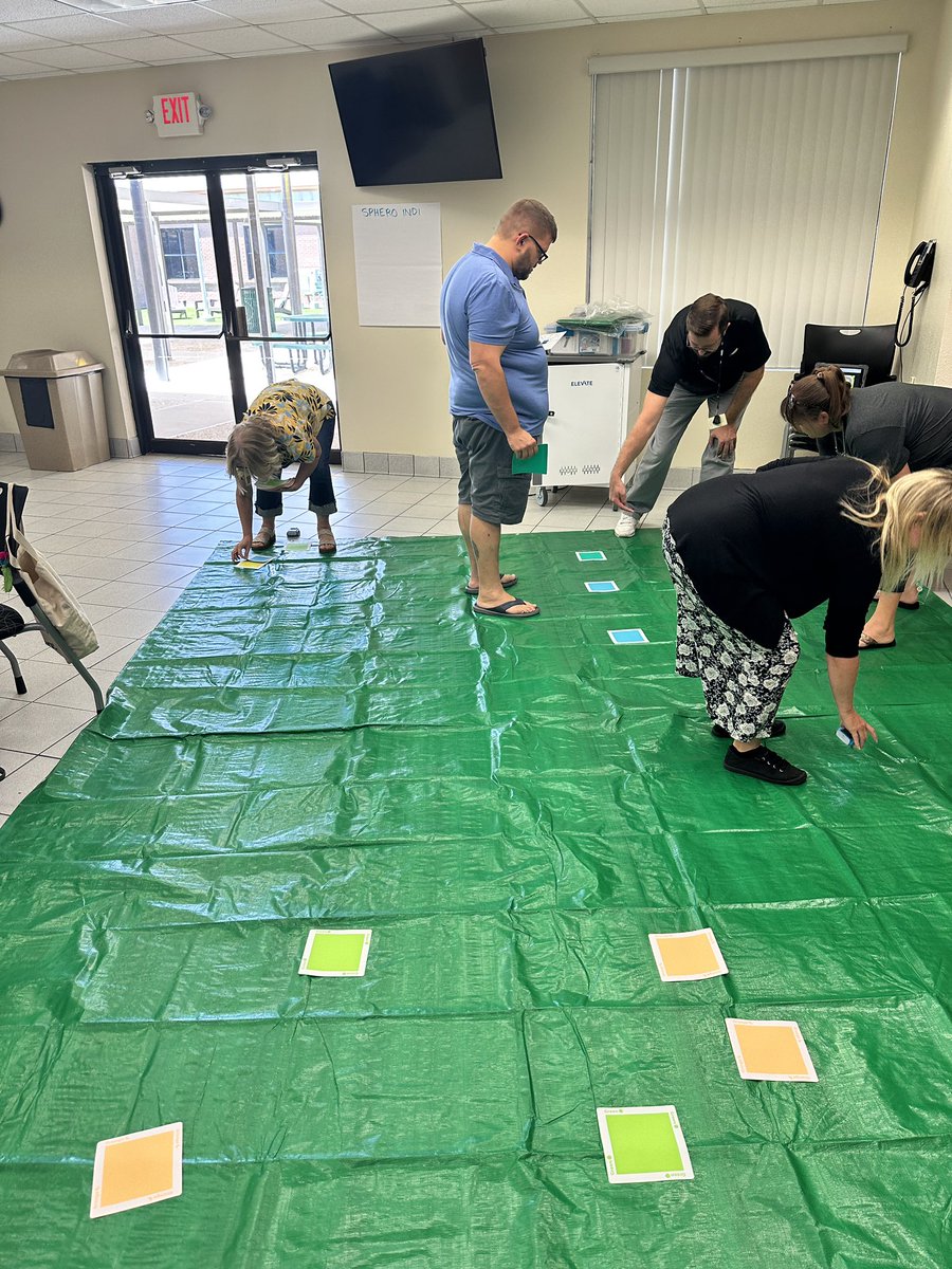 BrevardEdTech's tweet image. Today elementary STEM lab teachers engaged in a day of exploring iPads, Sphero minis and Indis, stop motion, and green screen. We all had a great day of learning! #brevardedtech #stemeducation #STEM #applelearningcoach #appleeducation