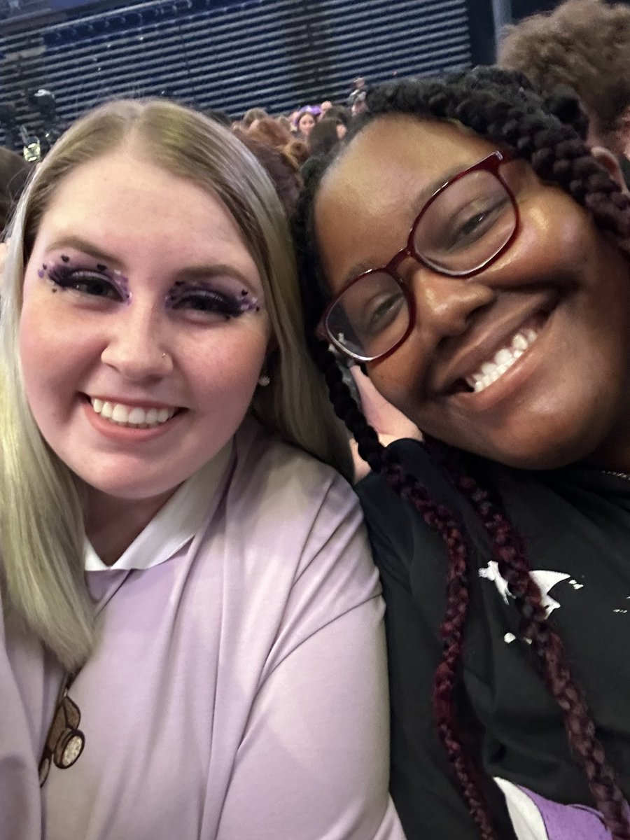 look who i found <a href="/theserieshsm/">Destini</a> 💜