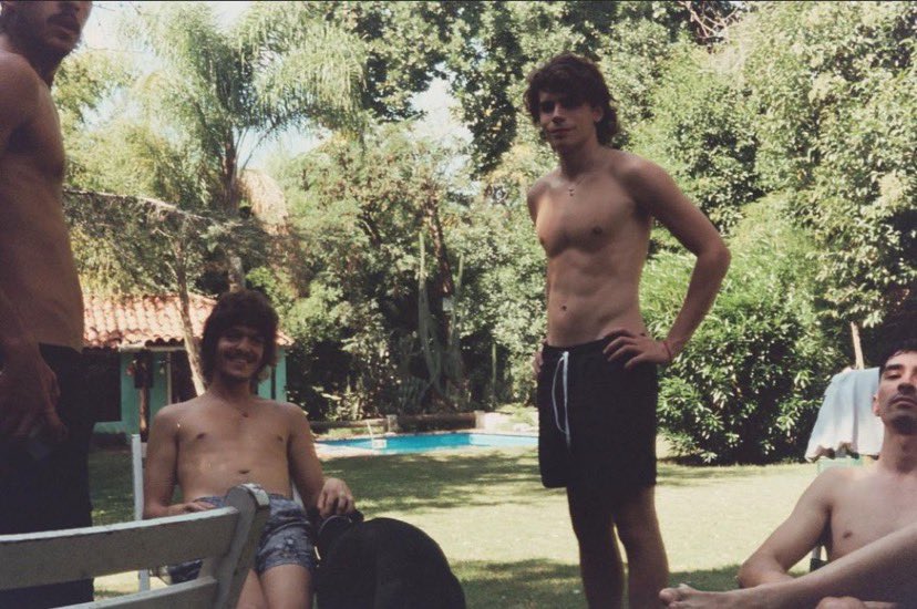 lilustark's tweet photo. QUE VIVAN LOS HOMBRES https://t.co/0Fif5gjUcD