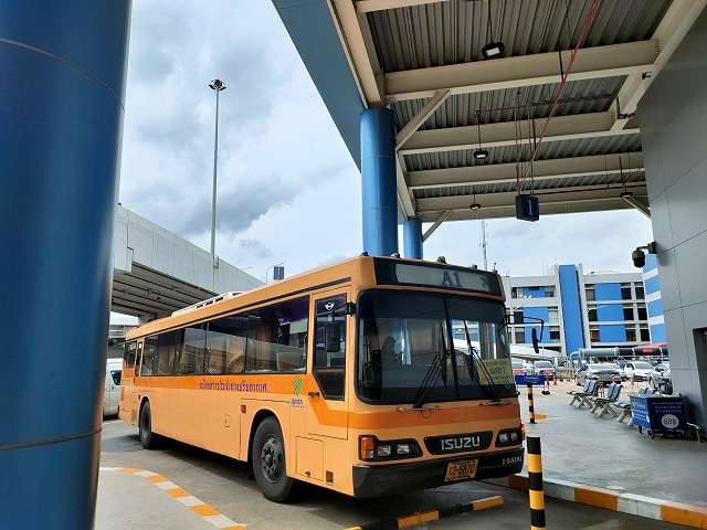 PattayanNight's tweet photo. 【ブログ更新】ドンムアン空港国際線ターミナルビル拡張と新しいエアポートバス乗り場
https://t.co/B9IBpQkLlu https://t.co/z7jcQg3gmD