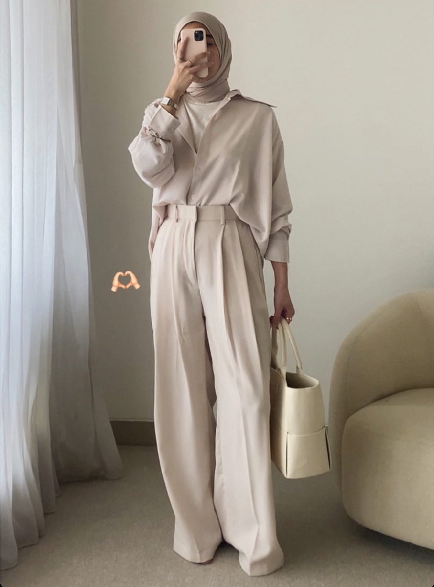 nudihascart's tweet photo. The pants that give you a minimalist and clean look is definitely a must have. Nampak tinggi jugak, love🫶🏼 https://t.co/ivEcfIQy5w