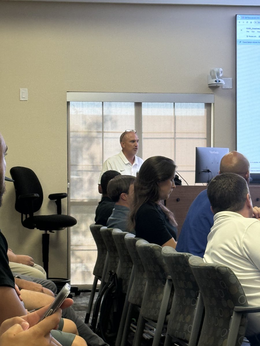 msraeblack's tweet photo. In support of my fellow coaches at the first Chandler Unified School District Athletics Coaches Clinic. Seasoned head coaches on this panel, can’t wait to hear their story #teamCUSD @CUSDAthletics https://t.co/mp4EpKGP2v