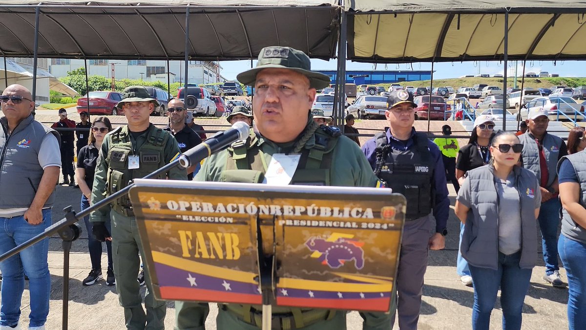 Zod_Guarico_3_5's tweet photo. La #FANB representada por el GD. Luis Rosales, Cmdte. de la ZODI - 35 Guárico, junto al MG. Lenin Ramírez , Cmdte. de la #REDILL en apoyo al @cneesvzla ,desplegaron 5230 Efectivos en la Operación República para la "Elección Presidencial 28JUL2024". para Resguardo y Custodia de CV https://t.co/h81pnAxt28