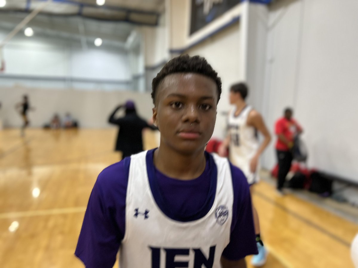 Ani_Umana's tweet photo. 10 UAA Rise Standouts, a couple UAA player evals and recruiting notes on prospects like @JaelonGermany,  DJ Ogoemeka &amp; more on  #OperationHoops

 @UANextBHoops 

https://t.co/31bzCy2OS9 https://t.co/ms8tY2VSNU