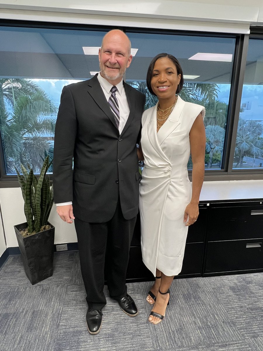 City Manager tweet media