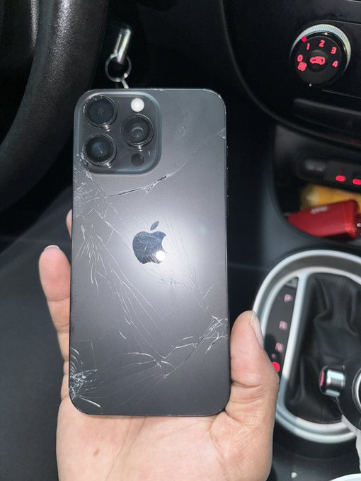 @Apple thought this phone was titanium how did this happen I&rsquo;ll be using my AppleCare plus with theft<a class="tags" target="_blank" title="On Twitter" href="/?out=eyJ0eXAiOiJKV1QiLCJhbGciOiJIUzUxMiJ9.eyJpYXQiOjE3MjM1MjYwNDYsImlzcyI6InR3cG9ybnN0YXJzLmNvbSIsIm5iZiI6MTcyMzUyNjA0NiwiZXhwIjoxNzU1MDYyMDQ2LCJyZWRpcmVjdF91cmwiOiJodHRwczovL3R3aXR0ZXIuY29tL0FwcGxlIn0.hT7NvnDM__pY55kgq8KMxgyPrxg-nc8ieQtxmbCDz72JxQZmnLTJx-6TXyUK7gKC3BwVaGwKoP0t0h1NqU6TUw">@Apple</a><a href="/tag/newprofilepic"class="tags"><span>#newprofilepic</span></a>