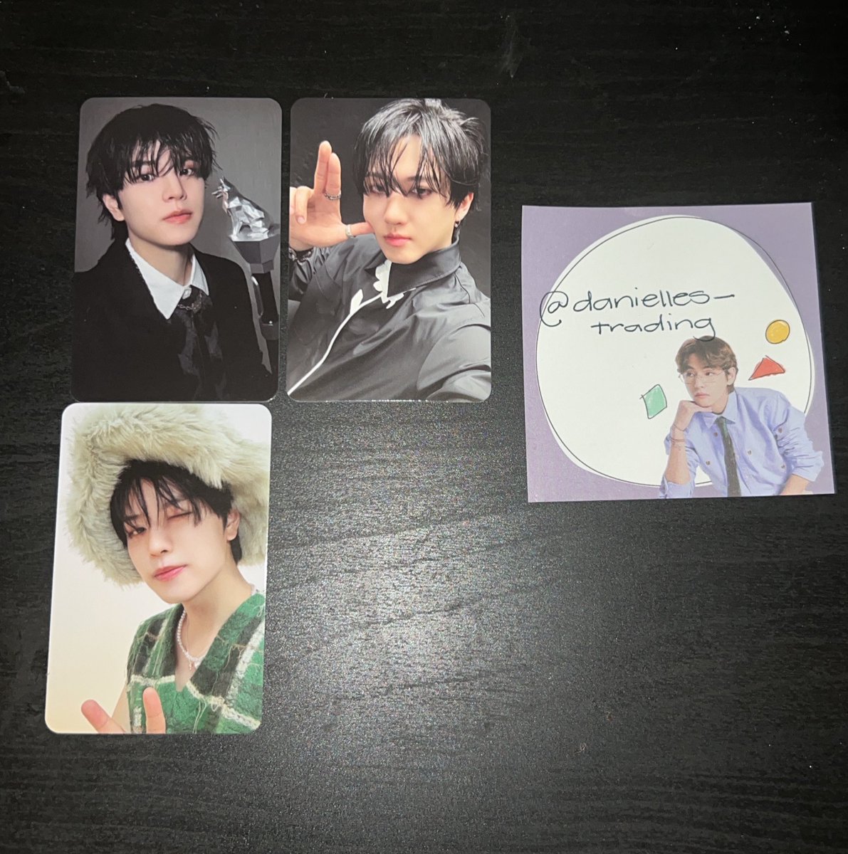 VacaDanielle's tweet photo. WTT/NFS 
❗️USA ONLY❗️

have: skz ate photocards 
want: han(prio) or bang chan equivalents for each 

status:
✅✅
✅◻️

key:
✅= available
⌛️= pending 
❌=traded 

♡please read carrd before claiming ♡
#wttskz #skzwtt #tradingskz #kpoptrade #skztrade https://t.co/5vLs0VTnmr