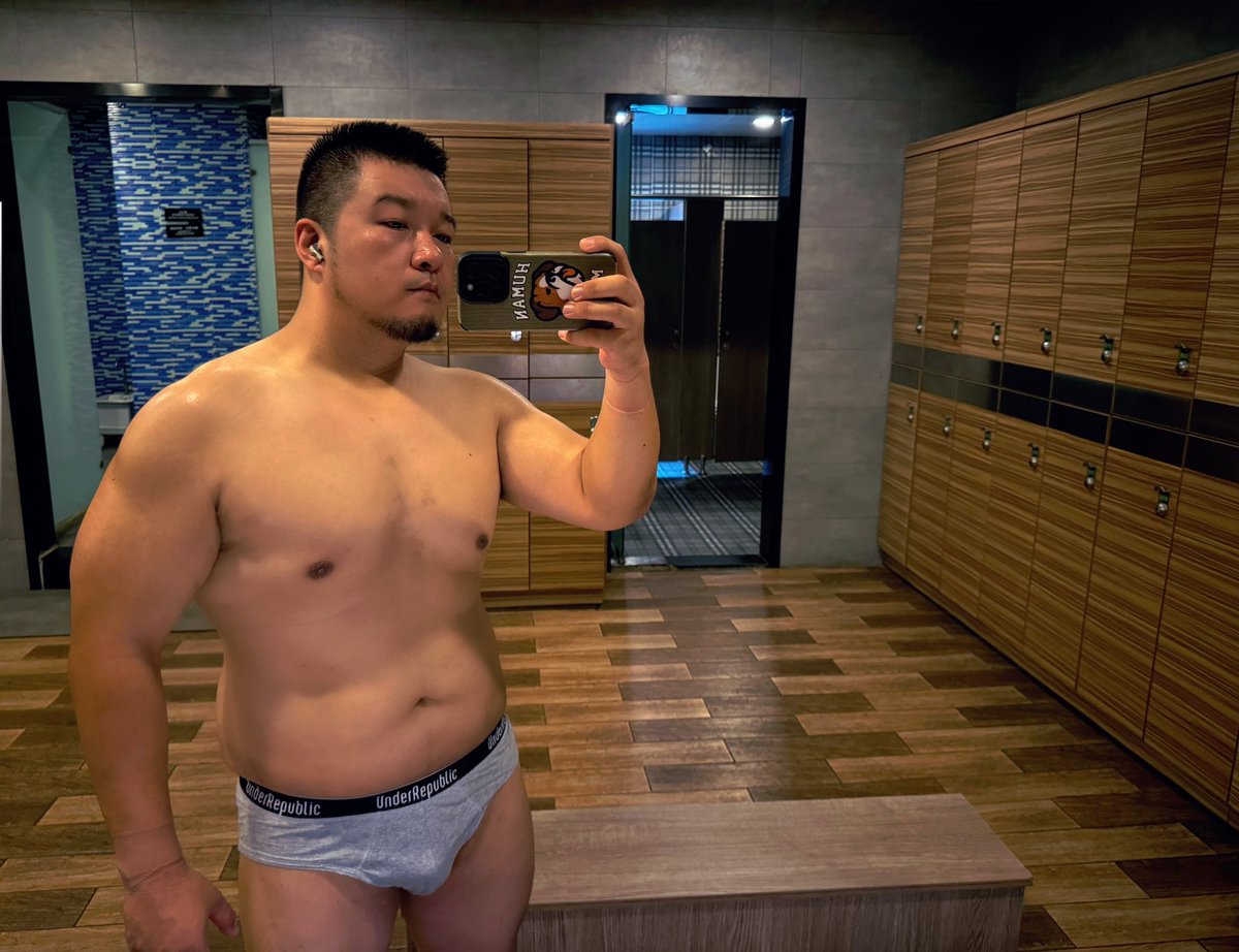 热到勾子里都是汗