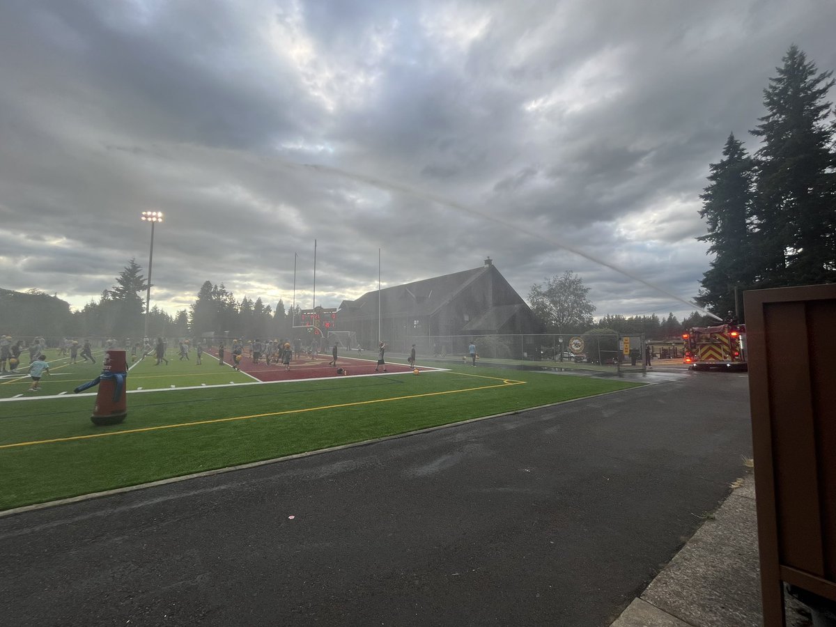 Enumclaw Football tweet media