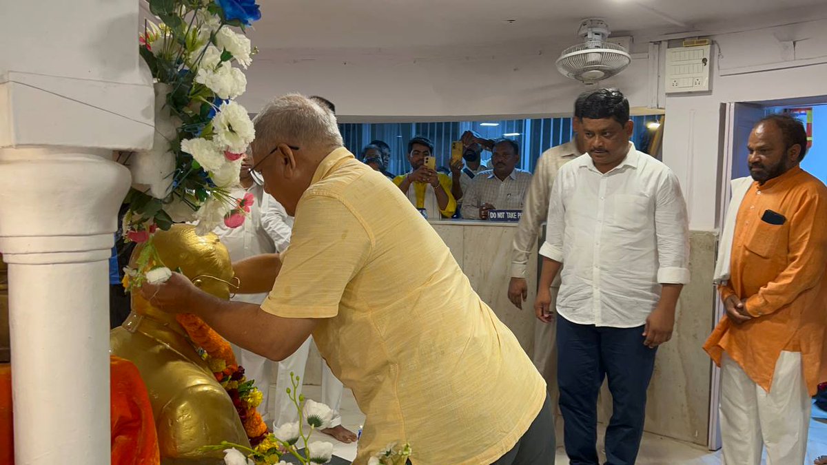 Prakash Ambedkar tweet media