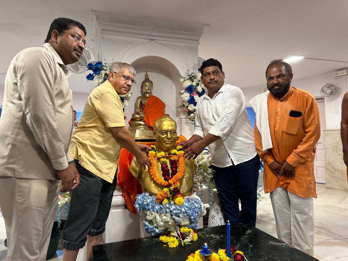 Prakash Ambedkar tweet media