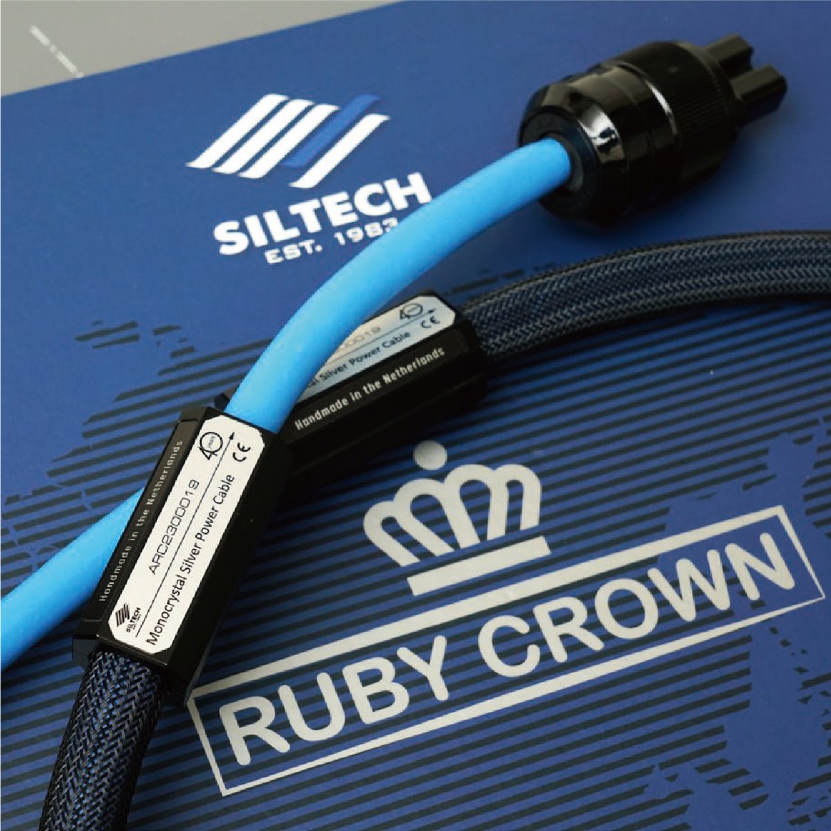richcoln's tweet image. 【平易近人的抽擊力｜Siltech Ruby Crown 電源線】
#Siltech #RubyCrown #喇叭線 #S10單晶銀導體 #星形四芯結構 #Kapton #Teflon #雙絕緣體 #寬頻屏蔽 #有質感 #豐厚飽滿 #細節立體 #背景干淨
Read the full article: reurl.cc/p3q7yx