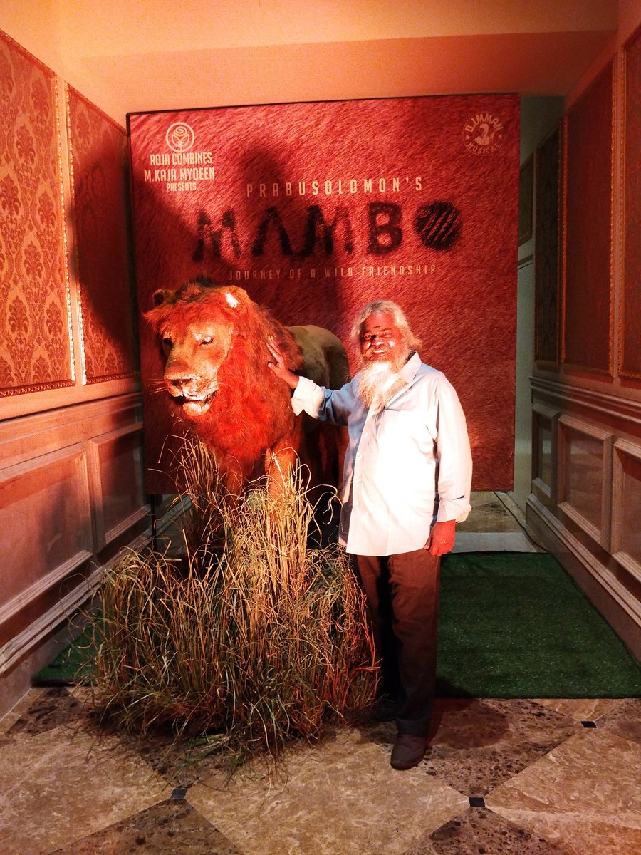 kayaldevaraj's tweet photo. Presenting to you the Title look of the '1st Asian film to be shot with a real lion'.

#MAMBO🦁

A @prabu_solomon Film🎬
An @immancomposer Musical 🎼

#Rojacombines #KajaMydeen
#AbdulKhani @vijaysrihari23
@iYogiBabu #Tejaswi
#SamuelSanjay #LVKDoss
#KarthickVasan
@RIAZtheboss https://t.co/5jSZmndxrs