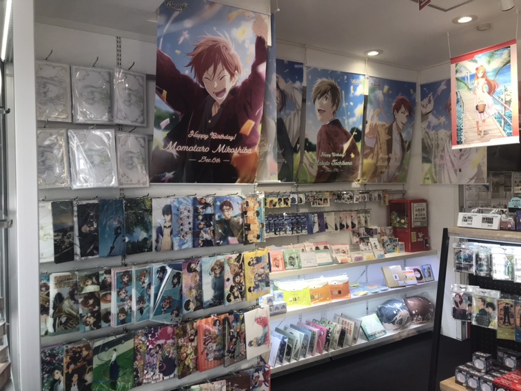 値下げ⭐️即購入⭕️⭐️ アニメグッズ 大量まとめ売り 店頭＆オンラインで販売開始】限定グッズが当たる！「君のことが大大