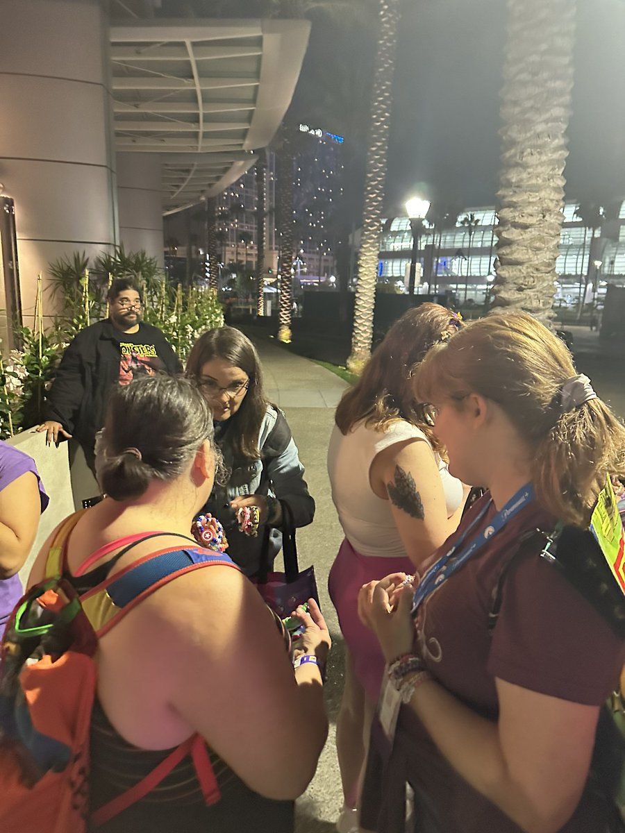 SD_Comic_Con's tweet photo. Thank you to everyone who joined us for the first #SDCCBracelets UBlog Meet-Up tonight!! We had the time of our lives trading bracelets with you #SDCC https://t.co/3wooGK3xpo