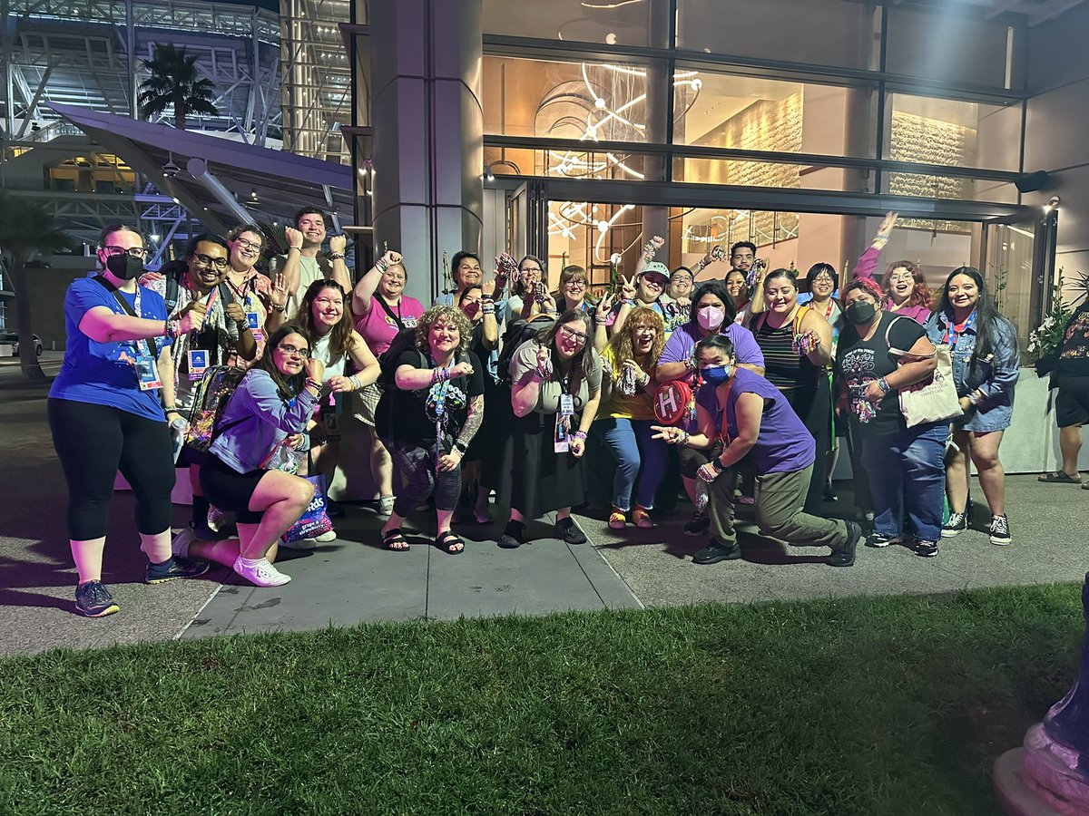 SD_Comic_Con's tweet photo. Thank you to everyone who joined us for the first #SDCCBracelets UBlog Meet-Up tonight!! We had the time of our lives trading bracelets with you #SDCC https://t.co/3wooGK3xpo